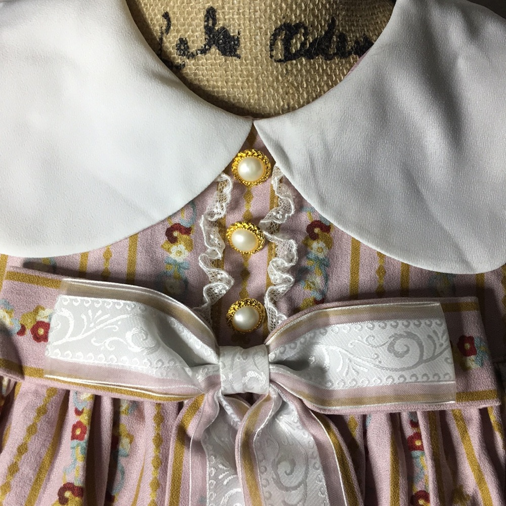 Metamorphose Wonder Carousel Angel Collar A LineOP - Picture 7 of 8